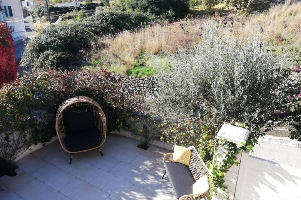 Maison De Village De Caractere Nebian Экстерьер фото