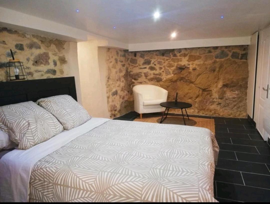 Maison De Village De Caractere Nebian Экстерьер фото